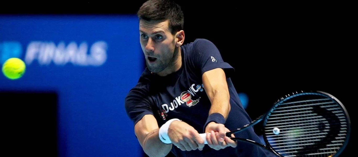 Στα χνάρια του Ρόκι Μπαλμπόα ο Νόβακ Τζόκοβιτς - Προπονείται μέσα στο χιόνι (βίντεο)